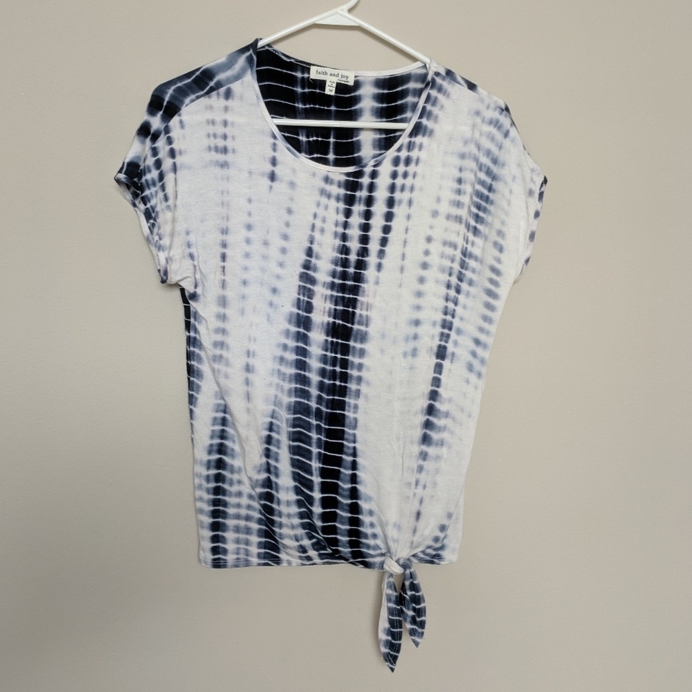 Front tie shirt